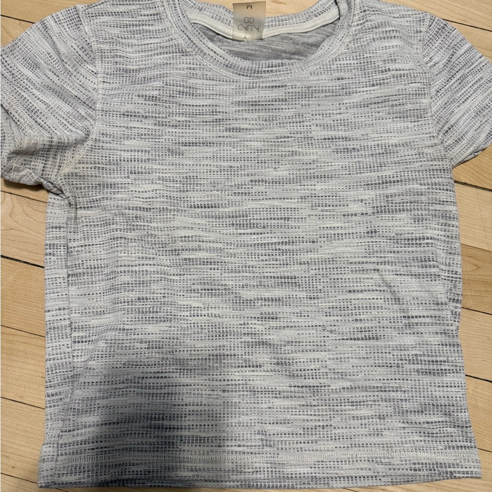 CALIA by Carrie Underwood Gray and White Textured Crop Top